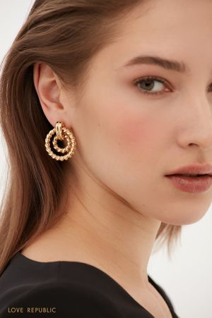 

Серьги-гвоздики из витых колец