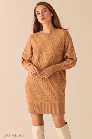 

Мягкое платье с диагональными косами
