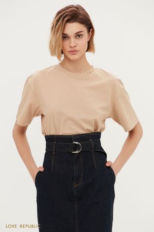 

Oversize футболка с декором