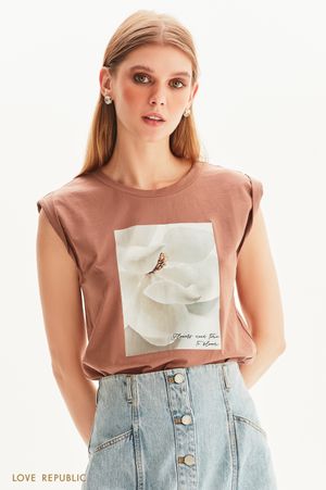 

Oversize футболка без рукавов с цветочным принтом