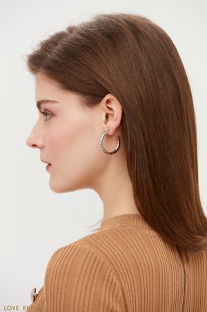 

Плетёные серьги кольца из фактурного металла