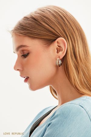 

Серьги-кольца из золотистого и серебряного металла