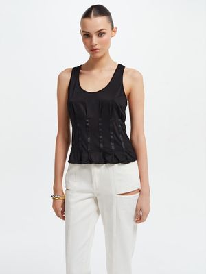 

Приталенный топ