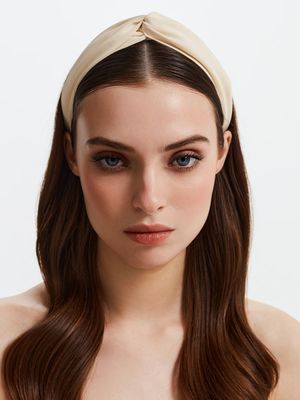 

Широкий ободок с драпировкой