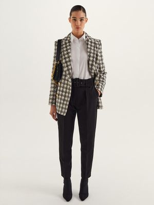 

Зауженные брюки с ремнем