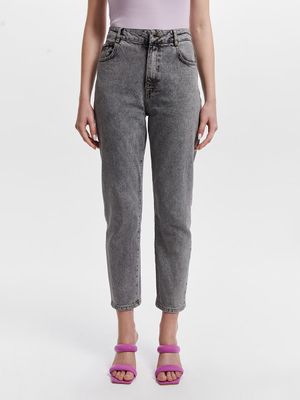 

Джинсы mom fit