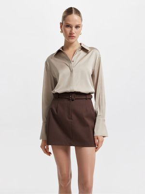 

Атласная рубашка