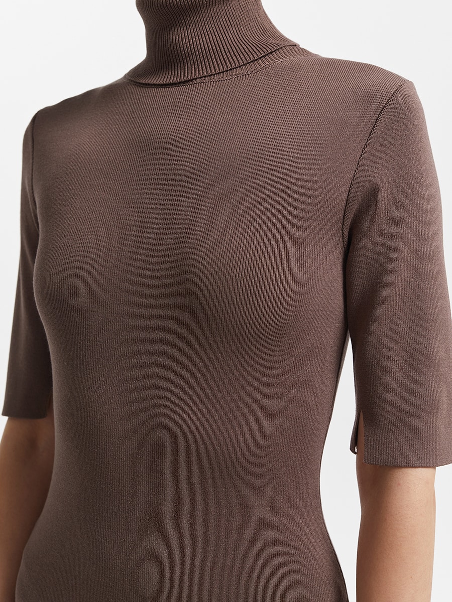 Трикотажное платье