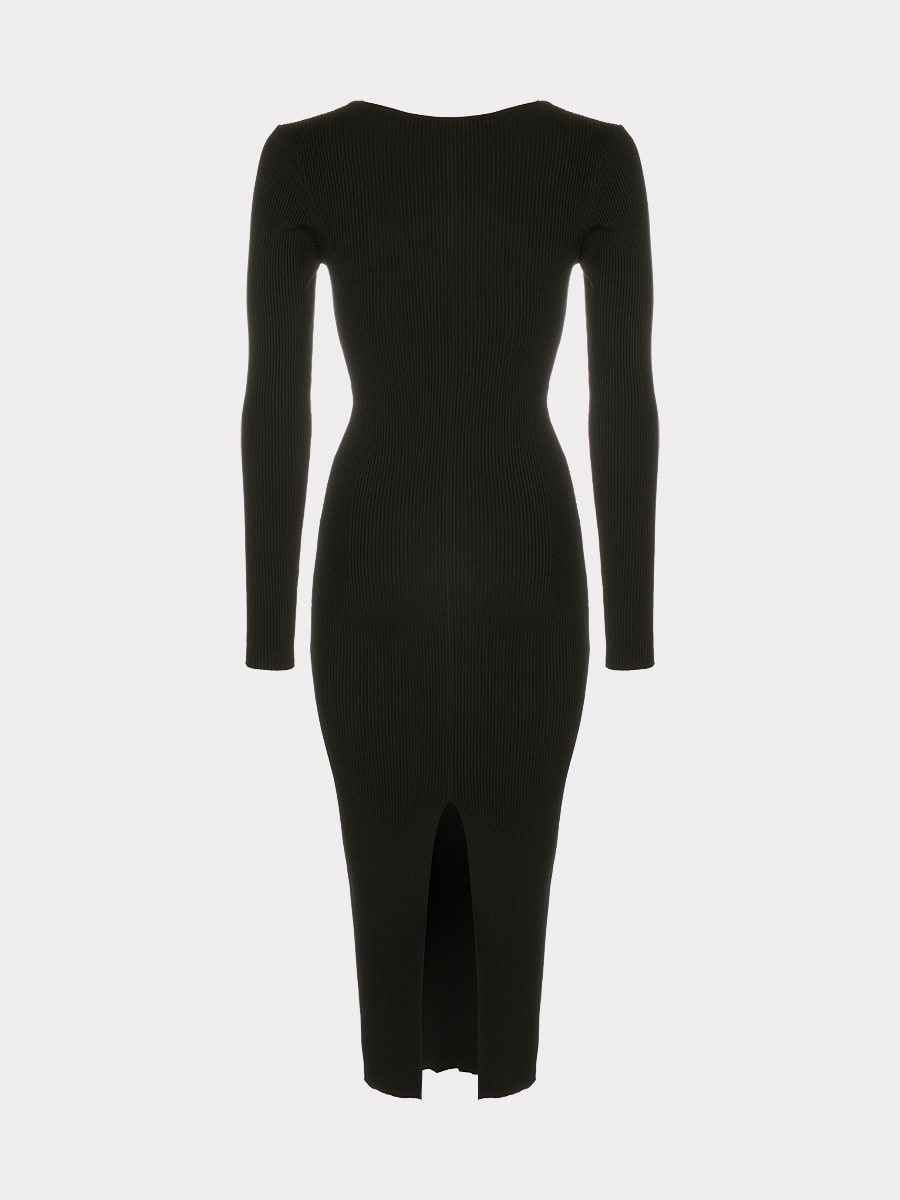 Трикотажное платье с вырезом
