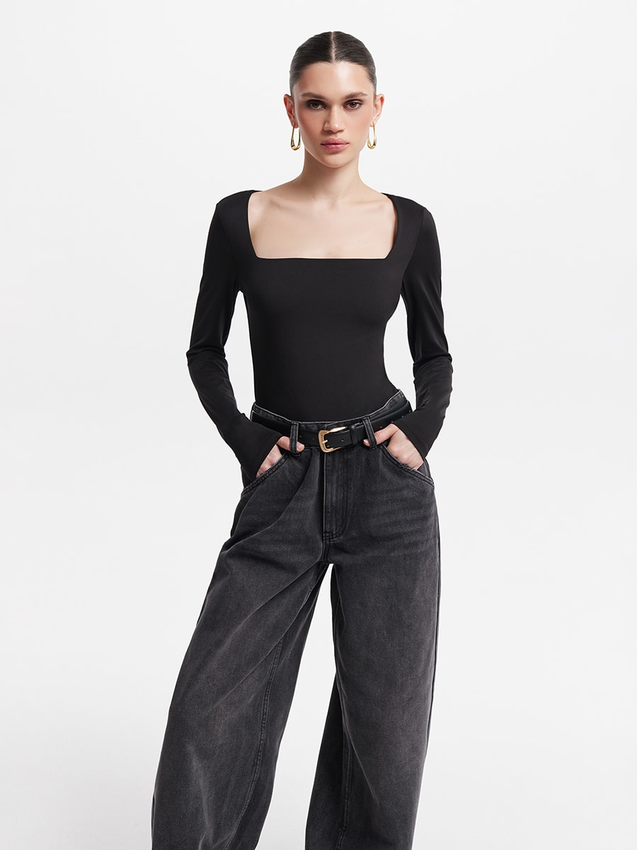 Боди с квадратным вырезом