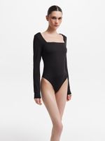 Боди с квадратным вырезом