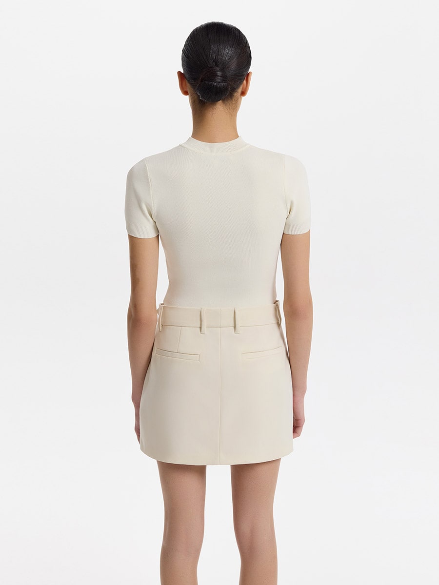 Трикотажный топ укороченного кроя