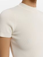 Трикотажный топ укороченного кроя