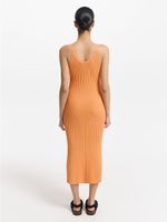 Трикотажное платье на бретелях