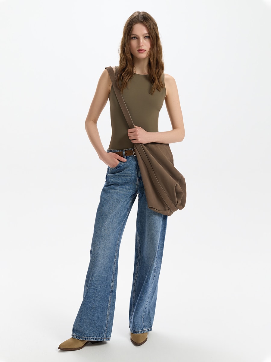 Джинсы Wide leg со средней посадкой