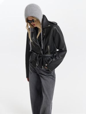 

Шапка из ангорской шерсти