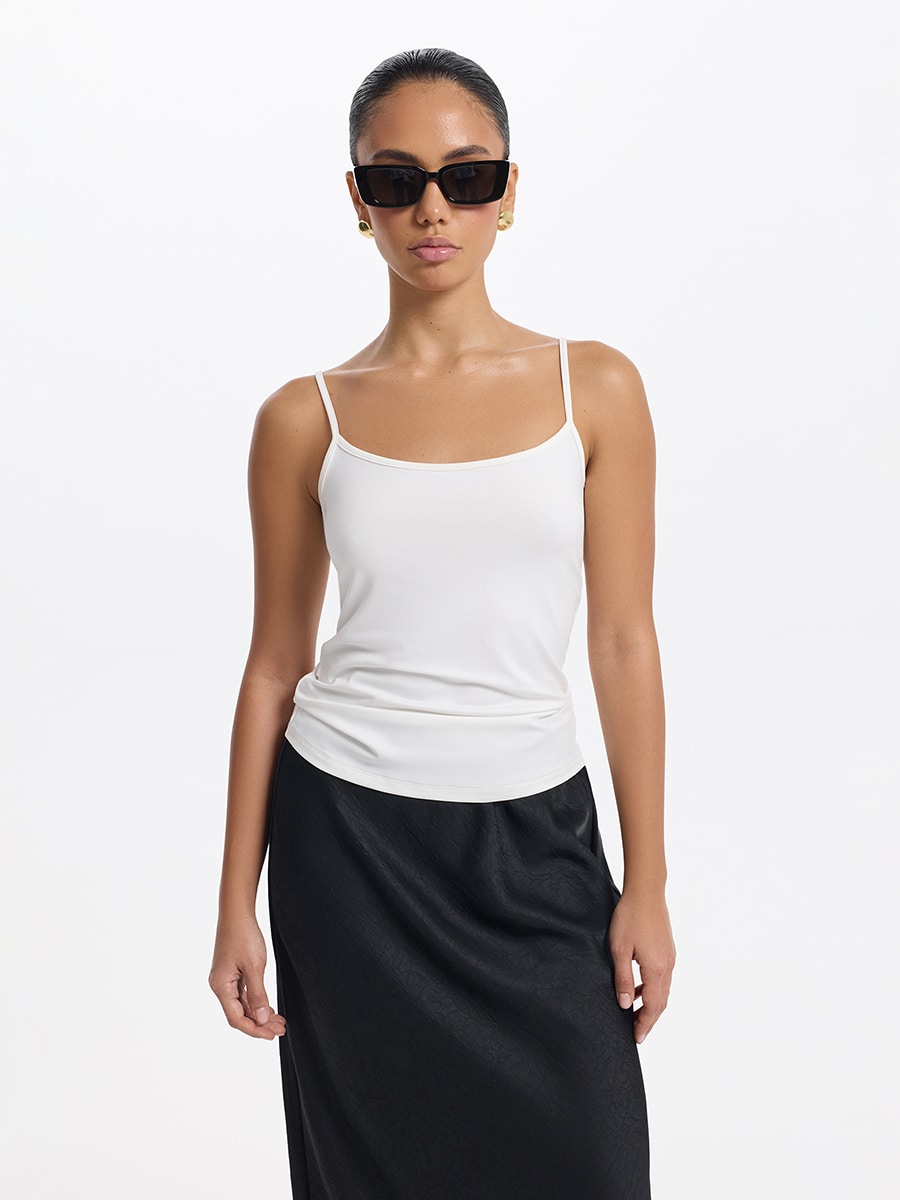 Топ на бретелях