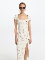 Платье-футляр 