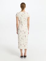 Платье-футляр 