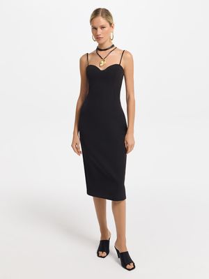 

Платье-футляр на бретелях