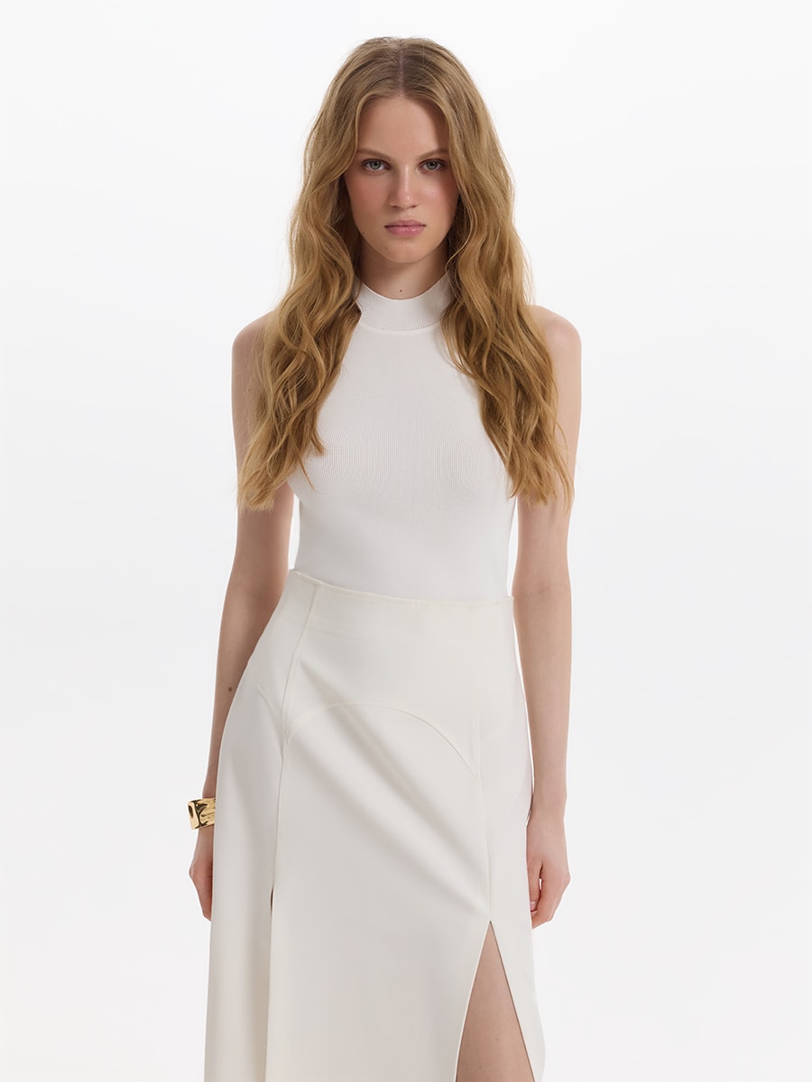 Трикотажный топ с вырезом на спине 5255308807-60