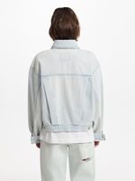 Джинсовая куртка 