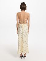 Платье с открытой спиной