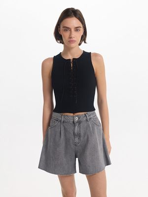 

Трикотажный топ со шнуровкой