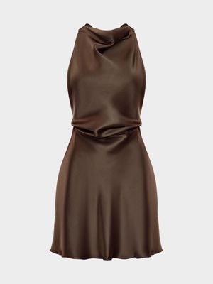 Атласное платье с открытой спиной