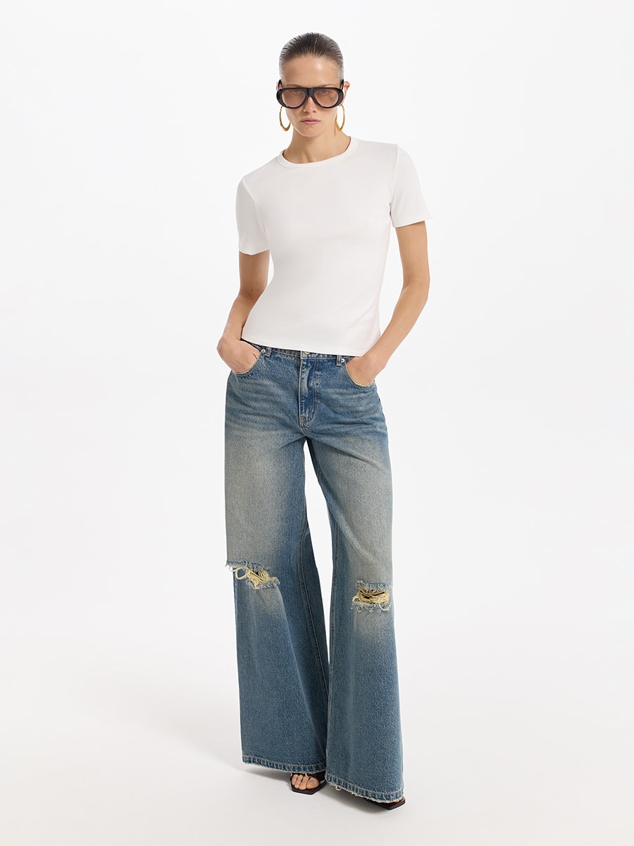 Футболка приталенного кроя