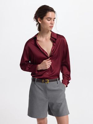 

Атласная рубашка