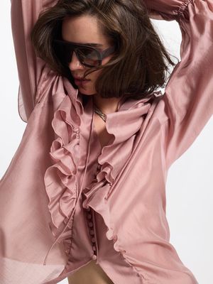 

Блузка из тенселя с воланами