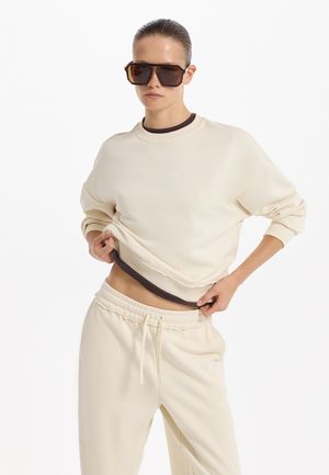 

Свитшот из хлопка