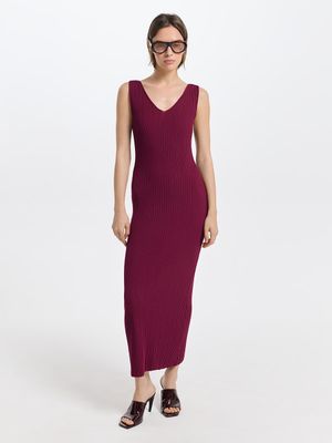 

Трикотажное платье миди