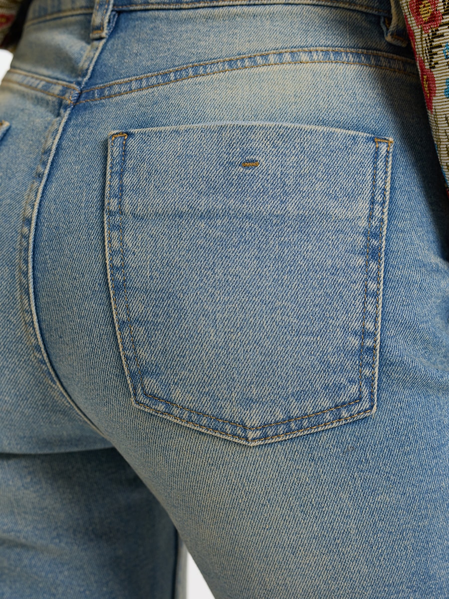 Джинсы Flare fit