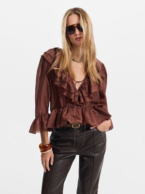 

Блузка из тенселя с воланами