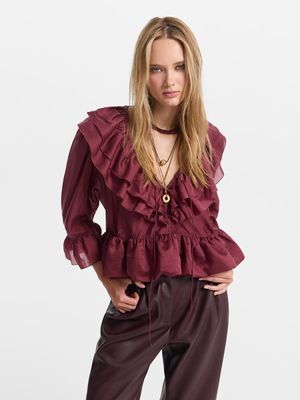 

Блузка из тенселя с воланами