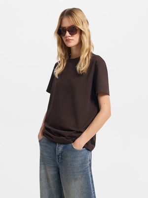 

Футболка из хлопка полуприлегающего кроя