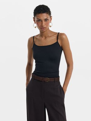 

Топ на бретелях