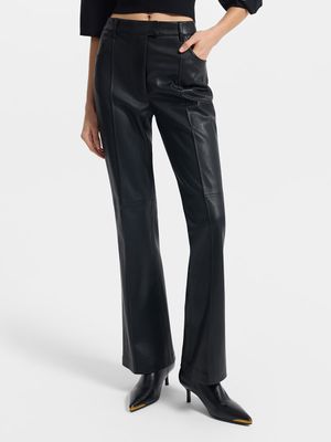 

Брюки из экокожи расклешенного кроя