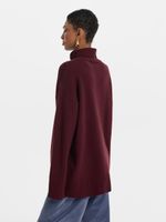 Свитер свободного кроя