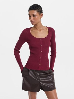 

Джемпер облегающего кроя