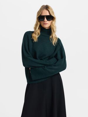 Свитер свободного кроя