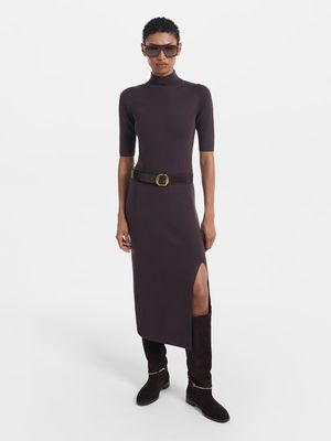 

Трикотажное платье миди с разрезом