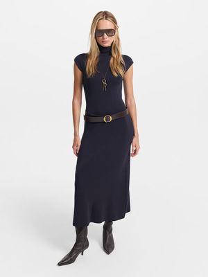 

Трикотажное платье миди