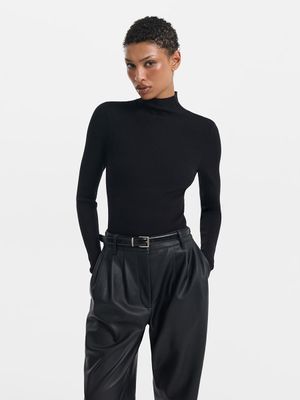 

Водолазка из вискозы