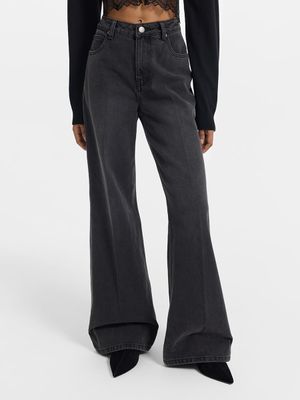 

Джинсы Flare fit с высокой посадкой