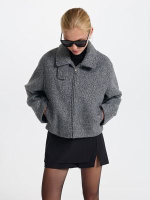 

Укороченная куртка с отложным воротником