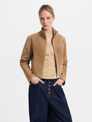 

Укороченная куртка из натуральной замши