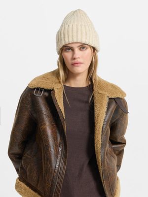 

Шапка бини с ангорой